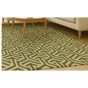 Handcrafted Wool Rug – Geometric Arrow Pattern (Green & Ivory)